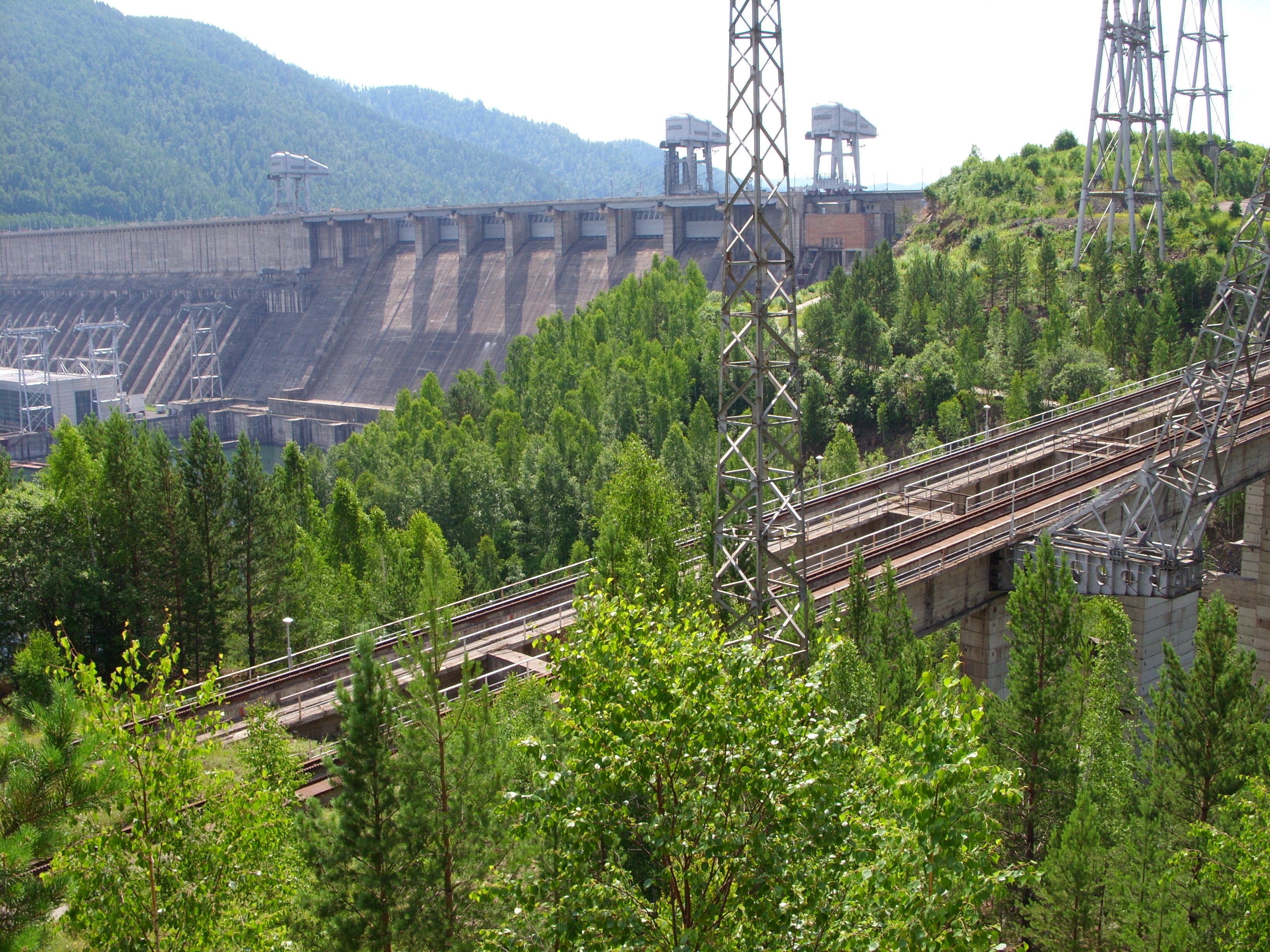 The 9-metre-gauge track