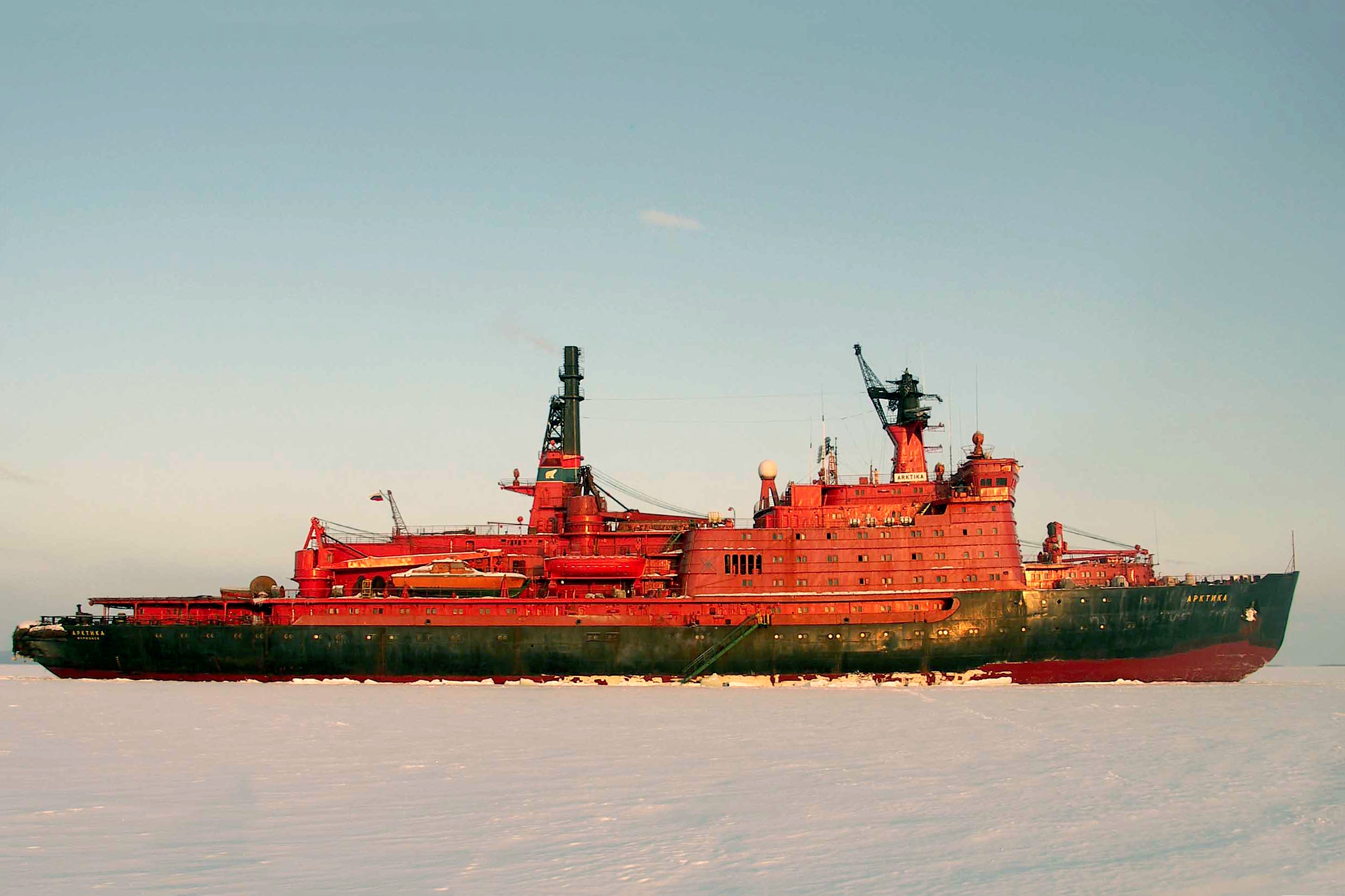 The 1975 Arktika, the first surface ship to reach the North Pole, on a 2006 cruise
