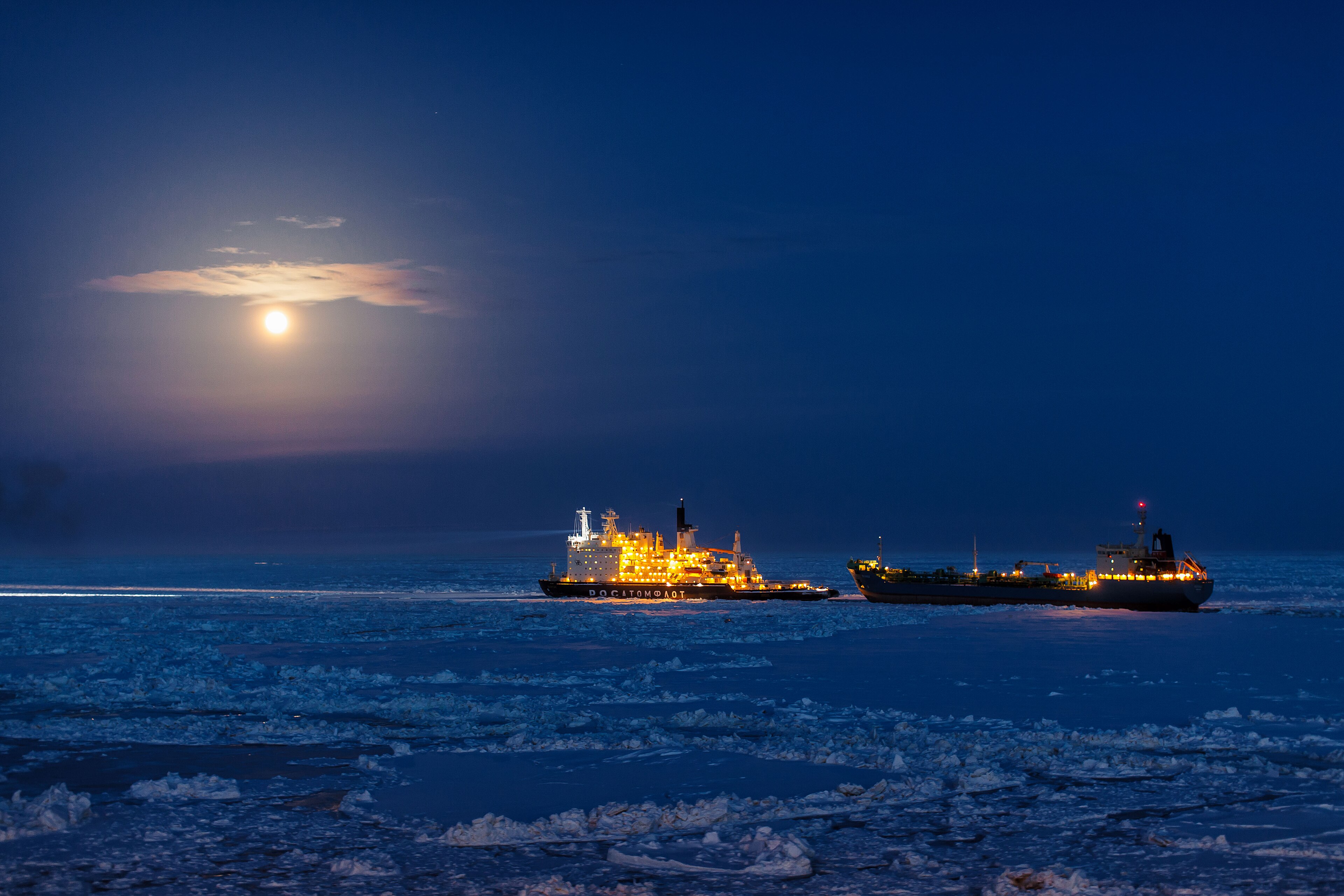 Tankers crossing the Gulf of Ob behind icebreakers