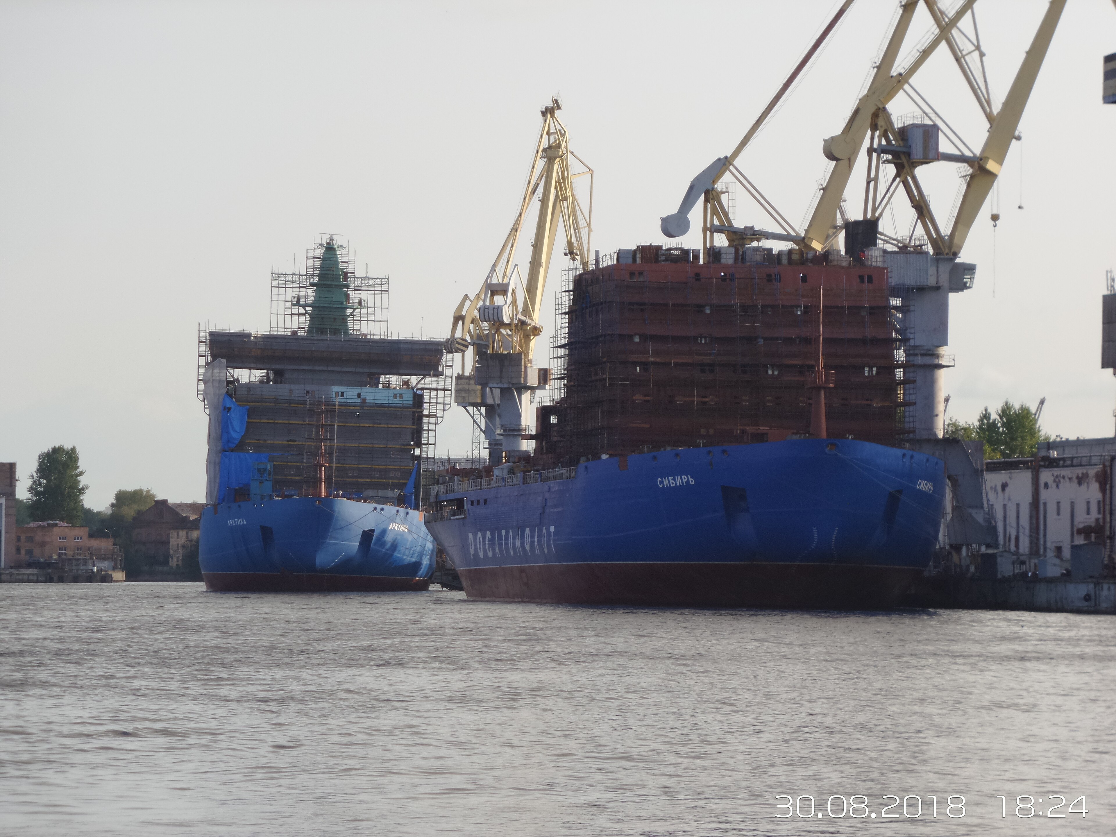 Arktika and Sibir fitting out at Baltic Shipyard